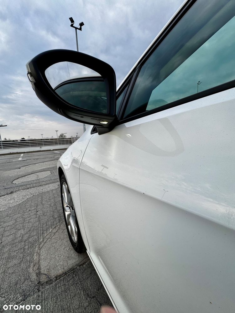 Volkswagen Golf 1.6 TDI BMT Highline - 24