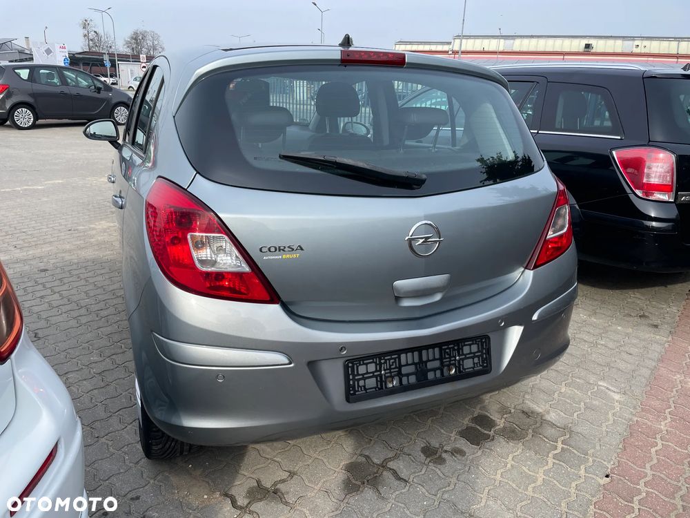 Opel Corsa 1.4 16V Innovation - 7