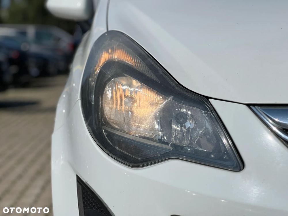 Opel Corsa - 11