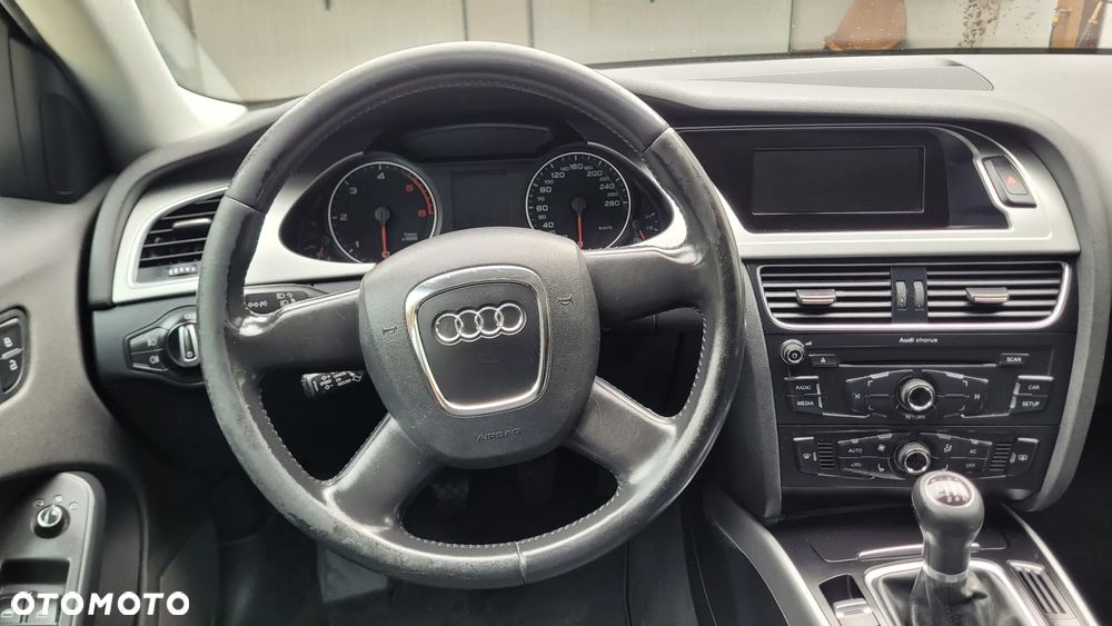 Audi A4 Avant - 28