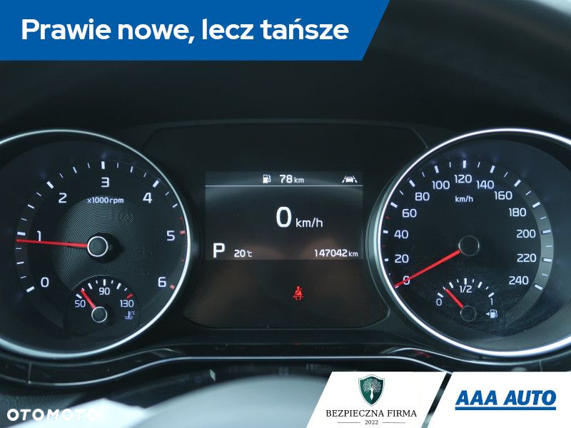 Kia Ceed - 12
