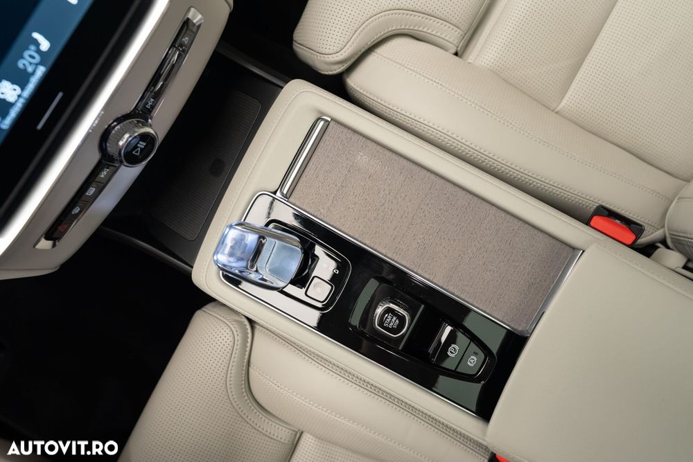 Volvo XC 90 - 18