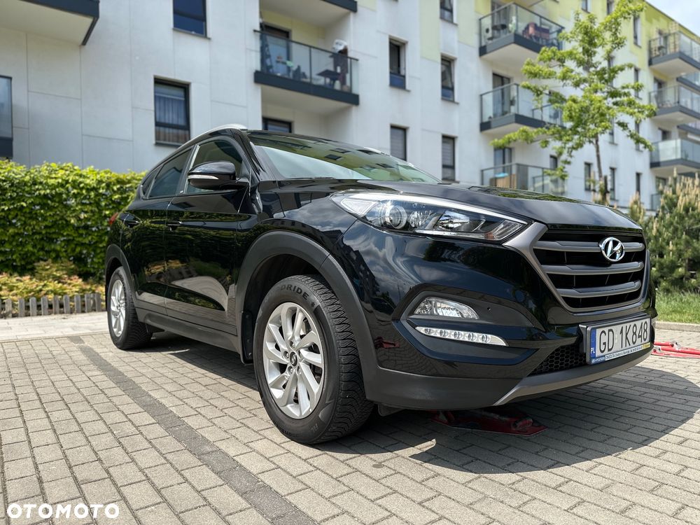 Hyundai Tucson 1.6 GDI BlueDrive GO 2WD - 11