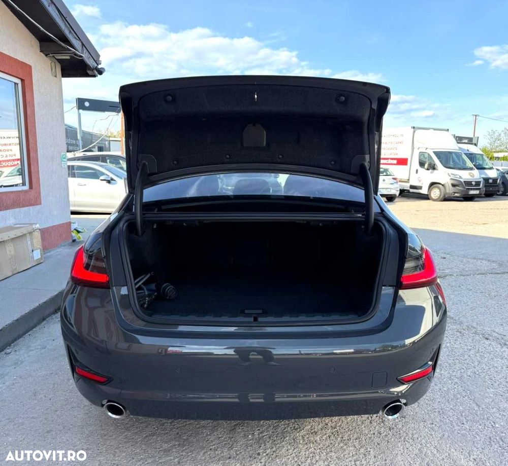 BMW Seria 3 - 14
