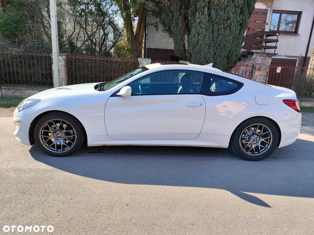 Hyundai Genesis Coupe