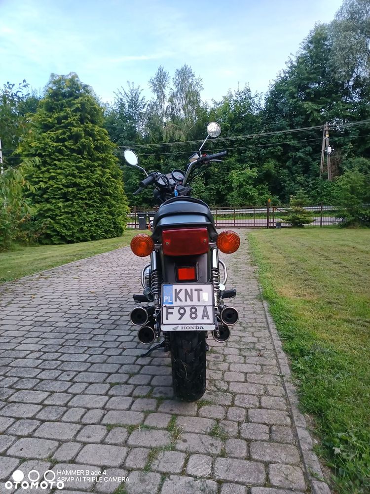 Honda CB - 9