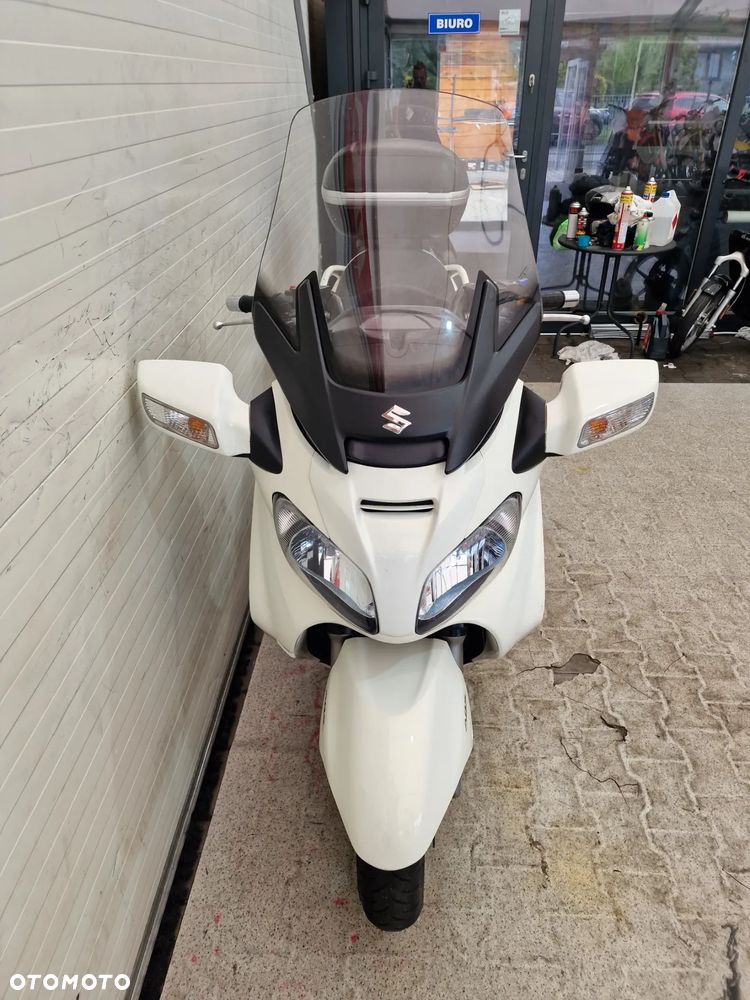 Suzuki Burgman - 15