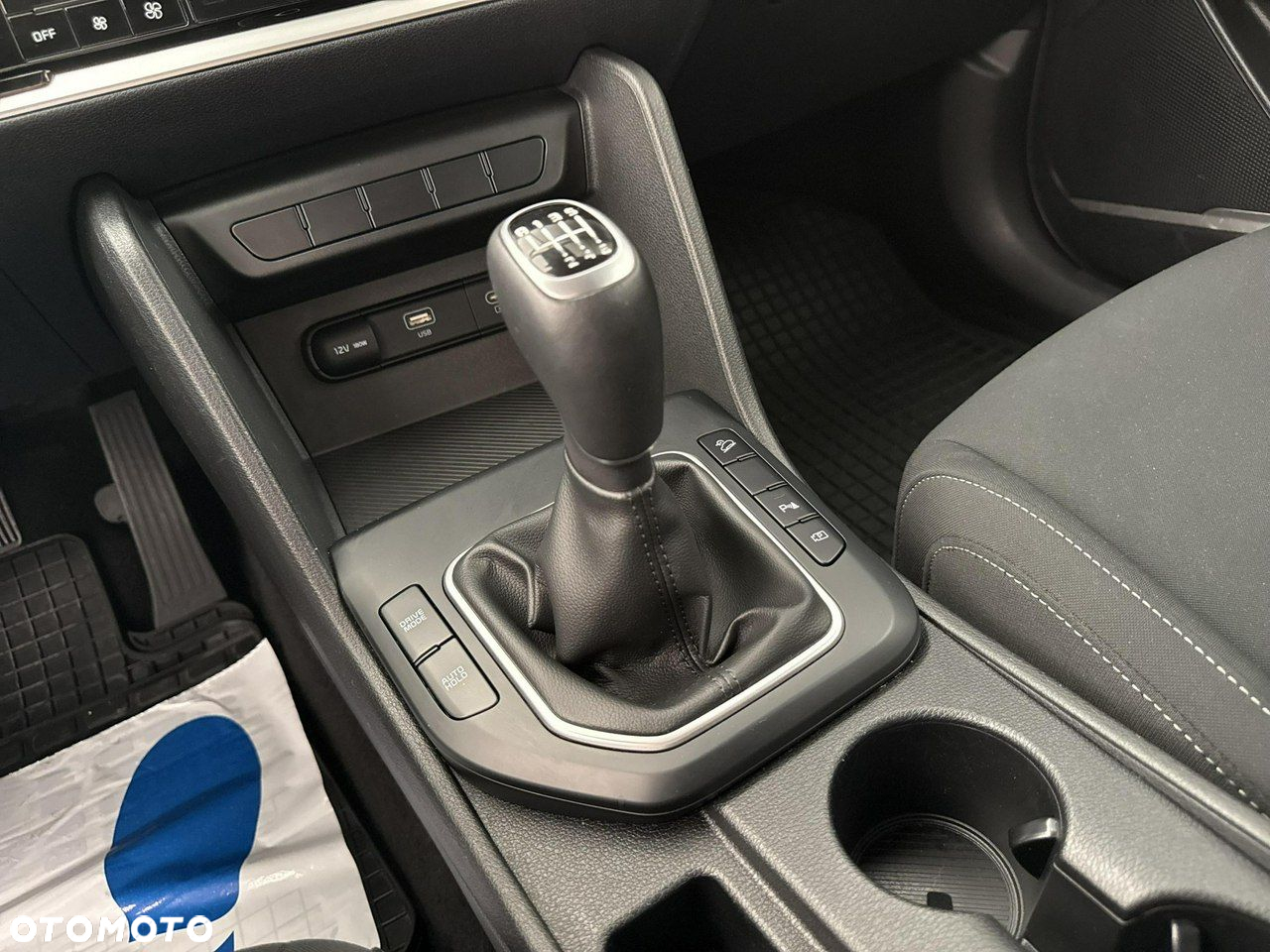 Kia Sportage - 16
