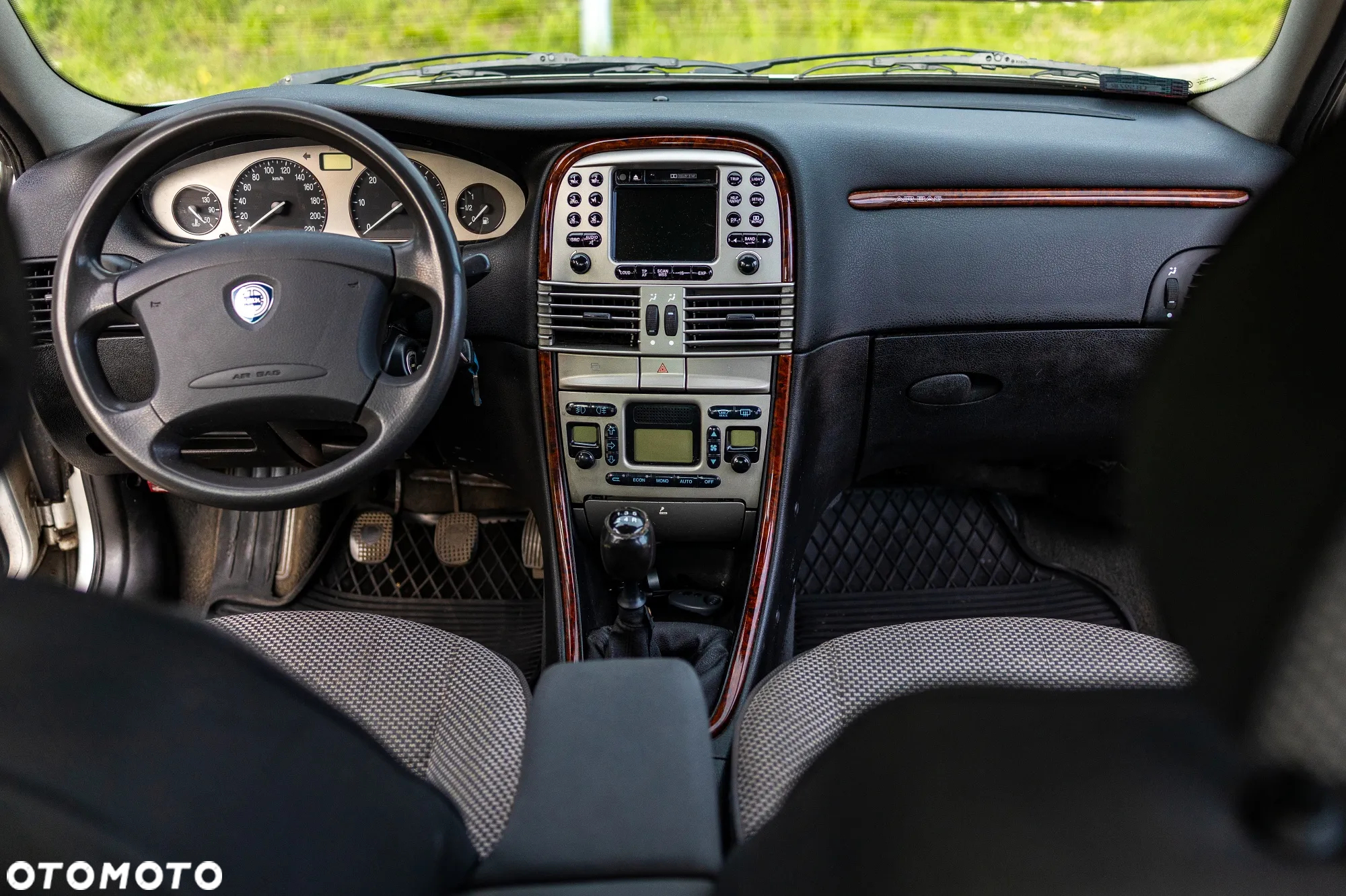 Lancia Lybra 1.9 jtd - 8