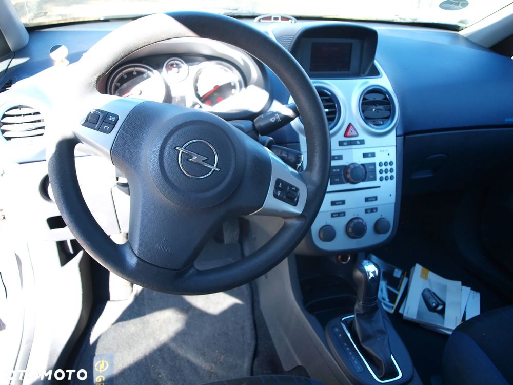 Opel Corsa - 16
