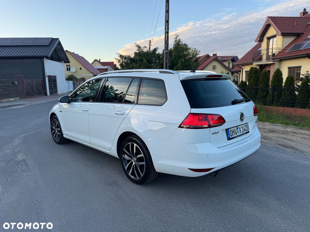 Volkswagen Golf 1.6 TDI BlueMotion Technology Lounge - 3