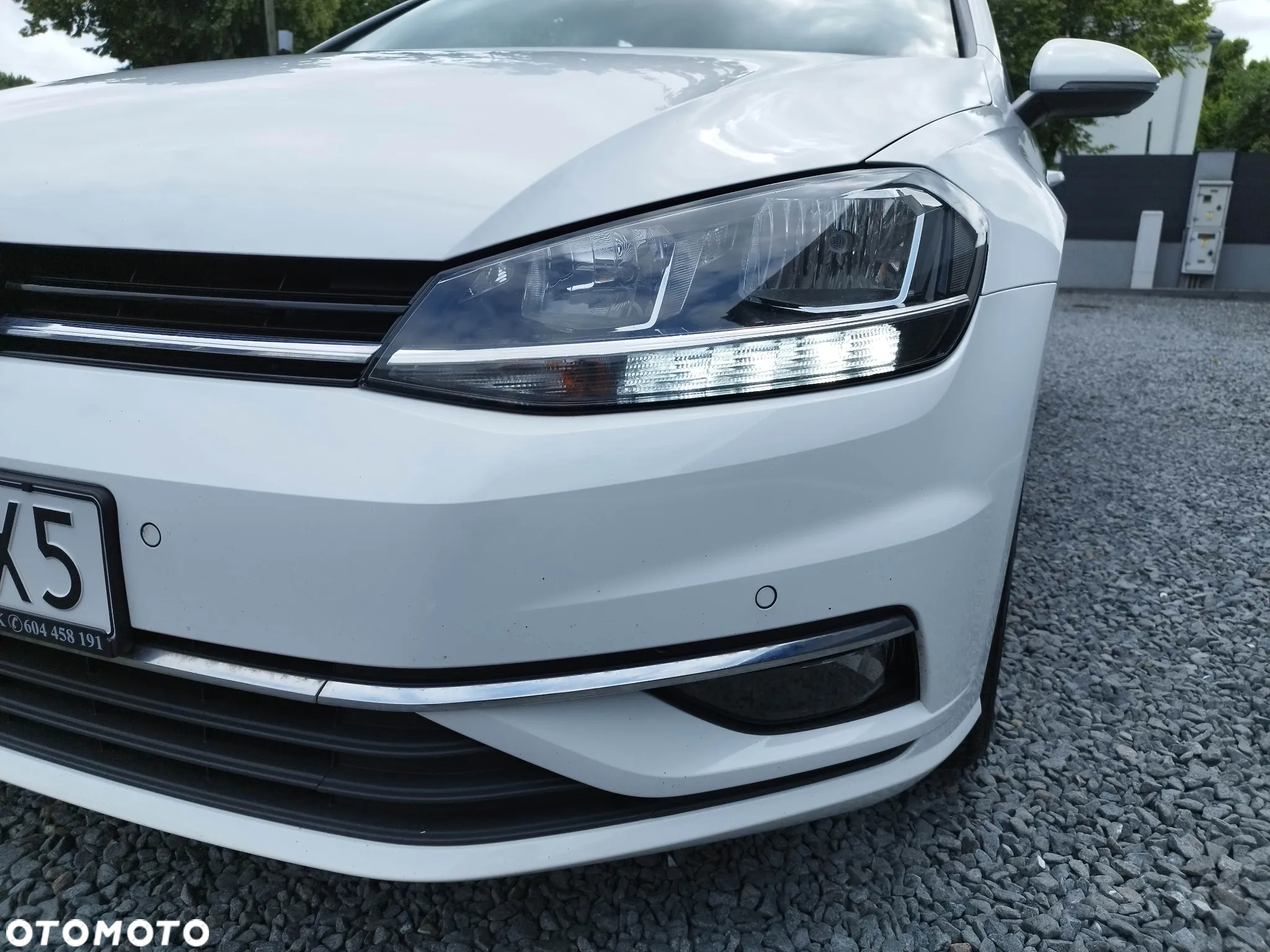 Volkswagen Golf 2.0 BlueTDI Comfortline - 11