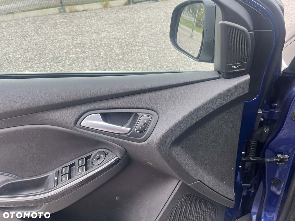 Ford Focus 1.5 EcoBoost STart-Stopp-System ST-LINE - 4