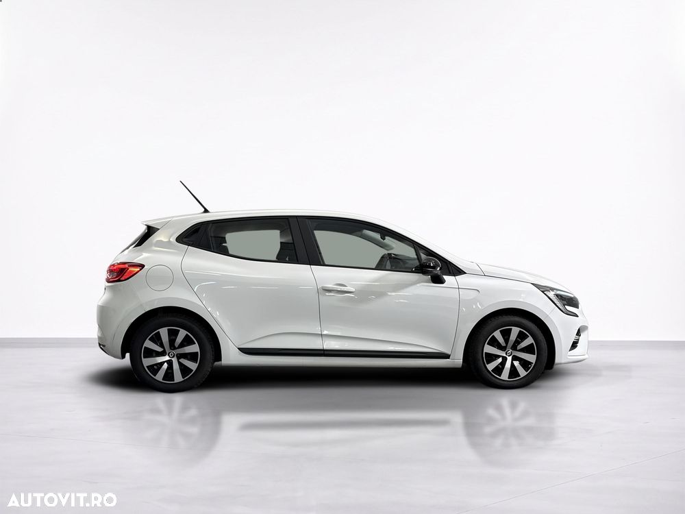 Renault Clio - 7