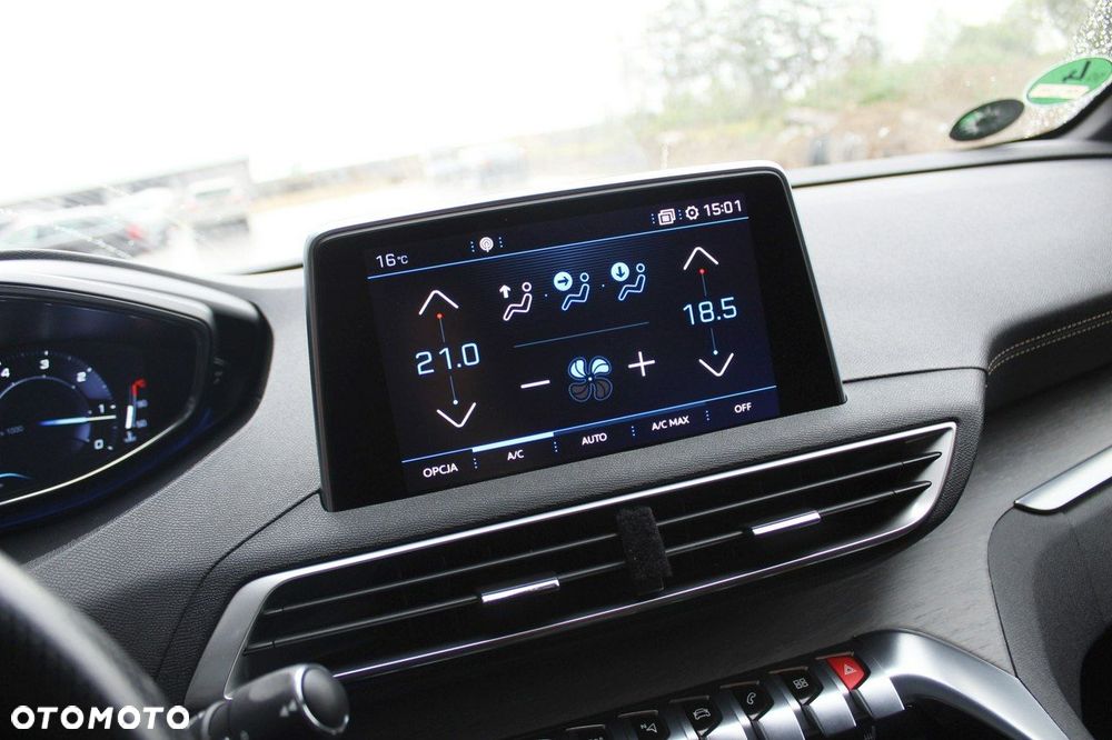 Peugeot 3008 - 20