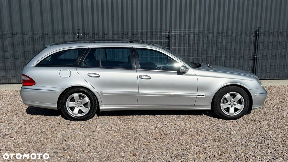 Mercedes-Benz Klasa E 2005