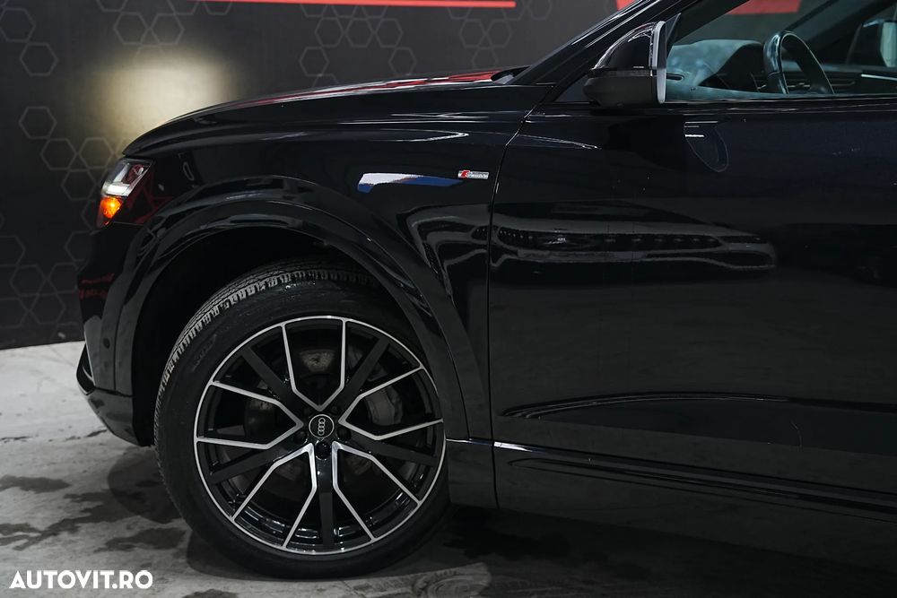 Audi Q8 SUV TFSI quattro 250 kW tiptronic S line business - 17