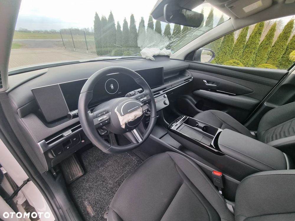 Hyundai Tucson 1.6 CRDi 48V-Hybrid 4WD DCT Select - 11