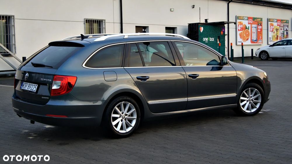 Skoda Superb 1.6 TDI Active Greenline - 6