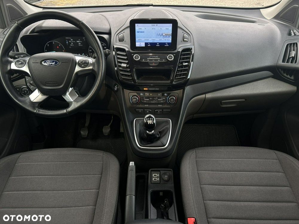 Ford Tourneo Connect - 14