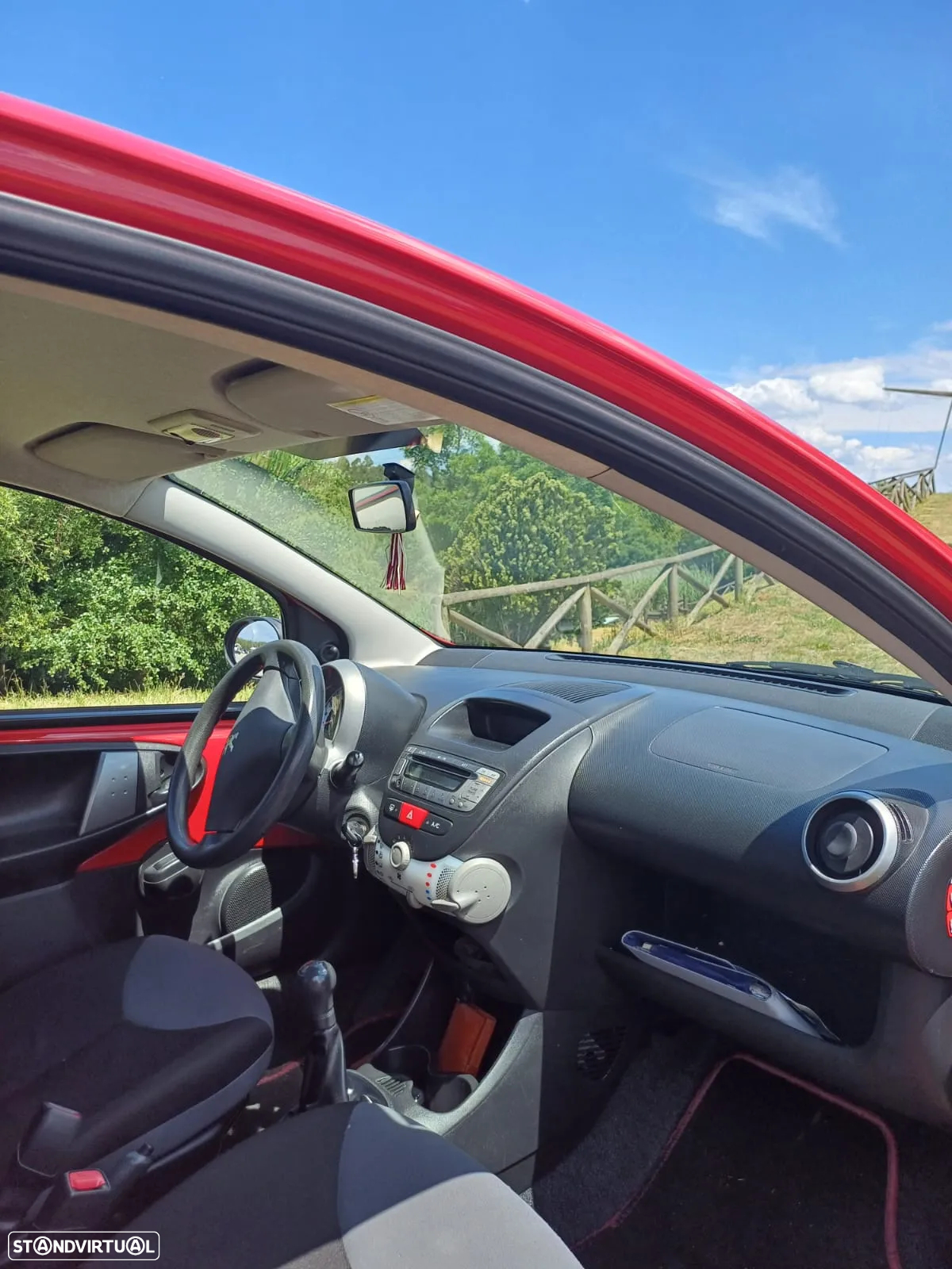 Peugeot 107 1.0 Urban - 4
