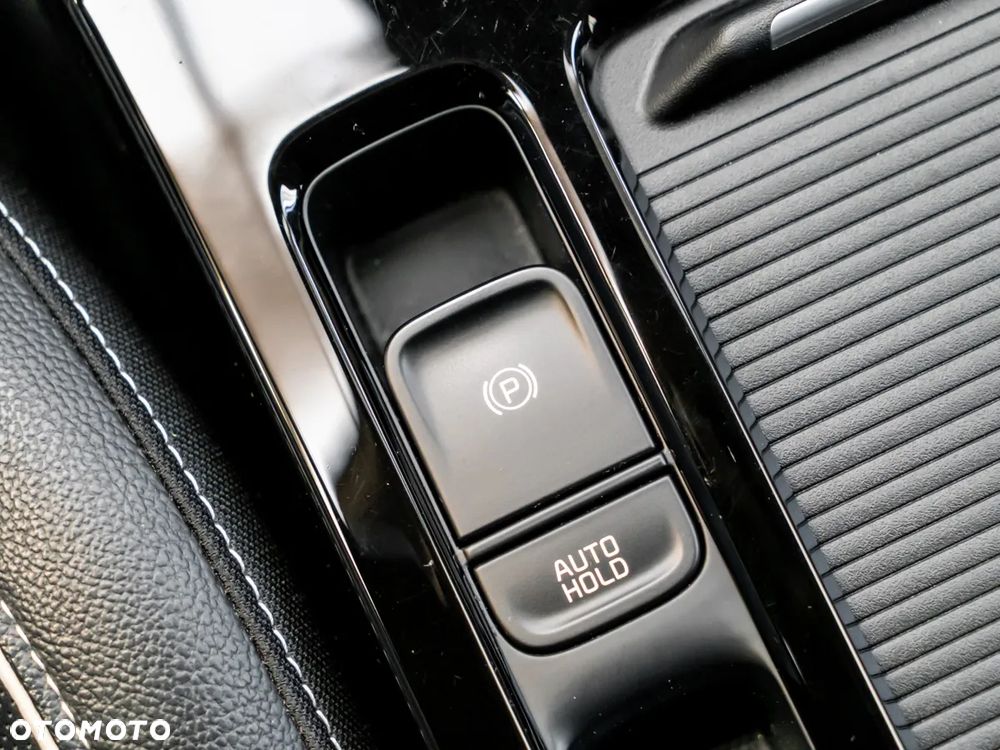 Kia Ceed 1.5 T-GDI Tribute - 18