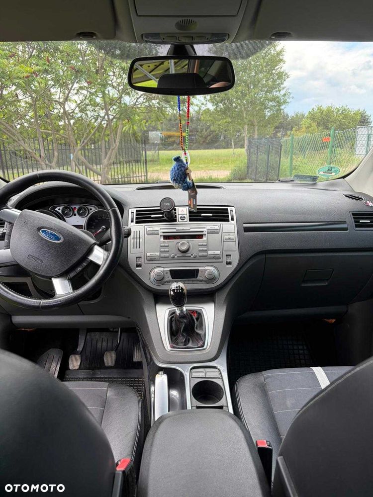Ford Kuga - 7