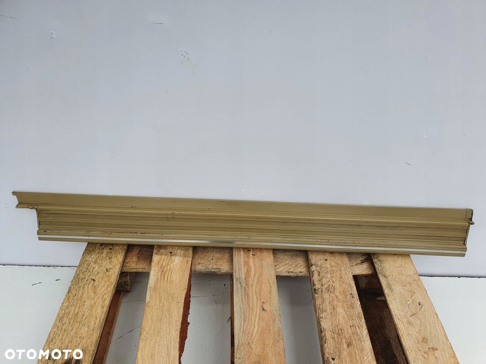 LISTWA PROGOWA LEWA Mercedes W126 C126 SEC COUPE - 1