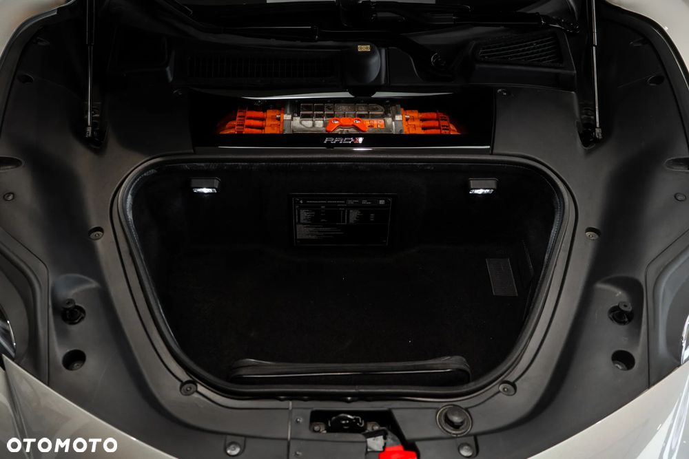 Ferrari SF90 Spider - 26