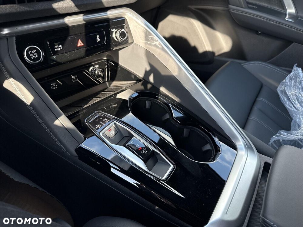 Audi Q5 Sportback - 26