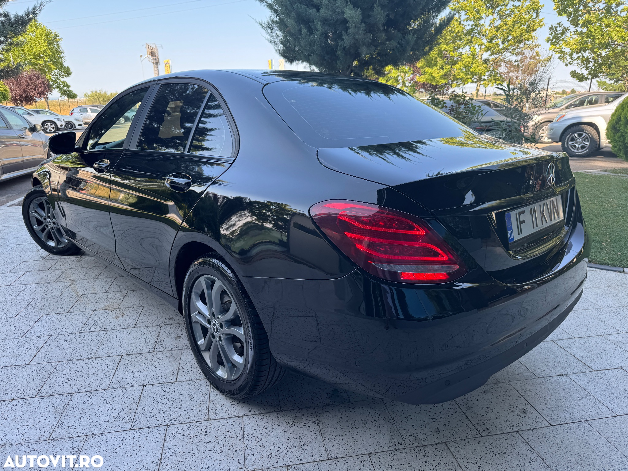Mercedes-Benz C 180 d T 9G-TRONIC - 14