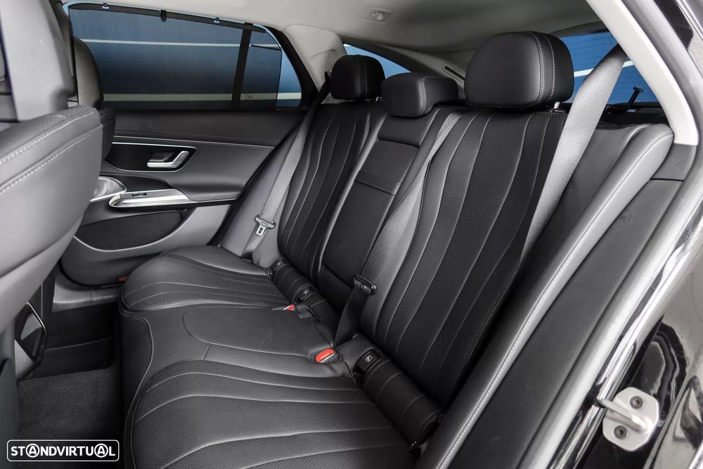 Mercedes-Benz E 300 de 4Matic All-Terrain - 19
