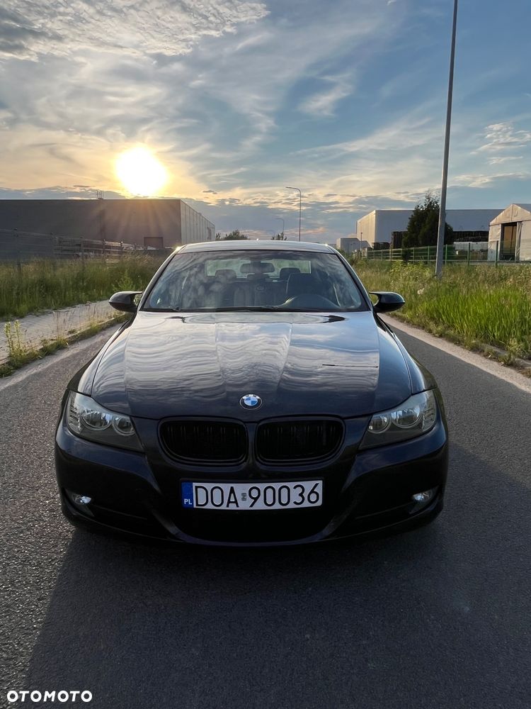 BMW Seria 3 320i - 2