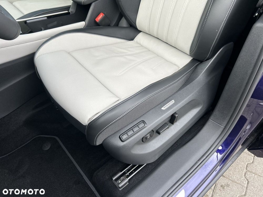 Volkswagen Tayron 2.0 TSI 4Mot Elegance DSG - 32