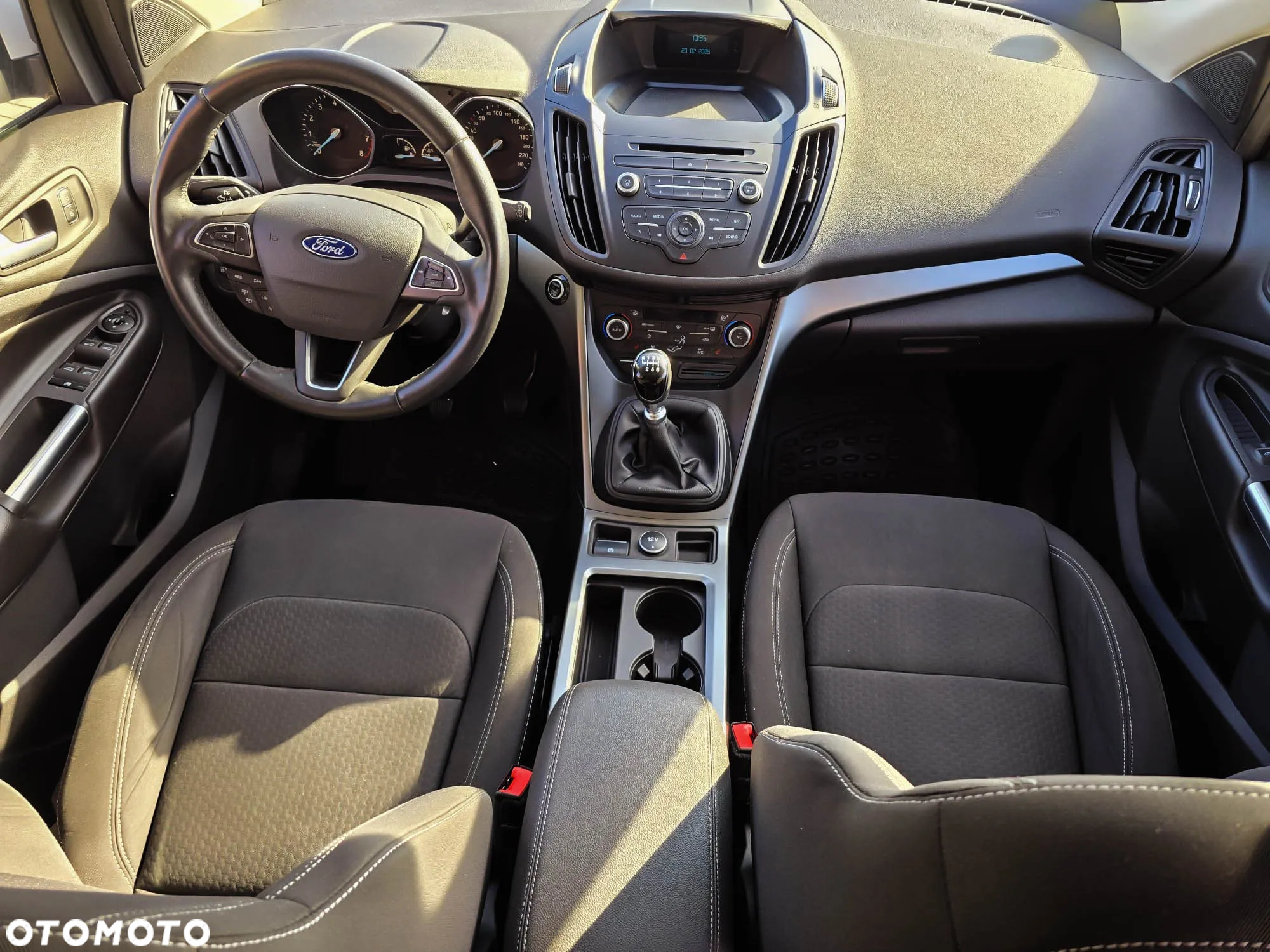 Ford Kuga - 31