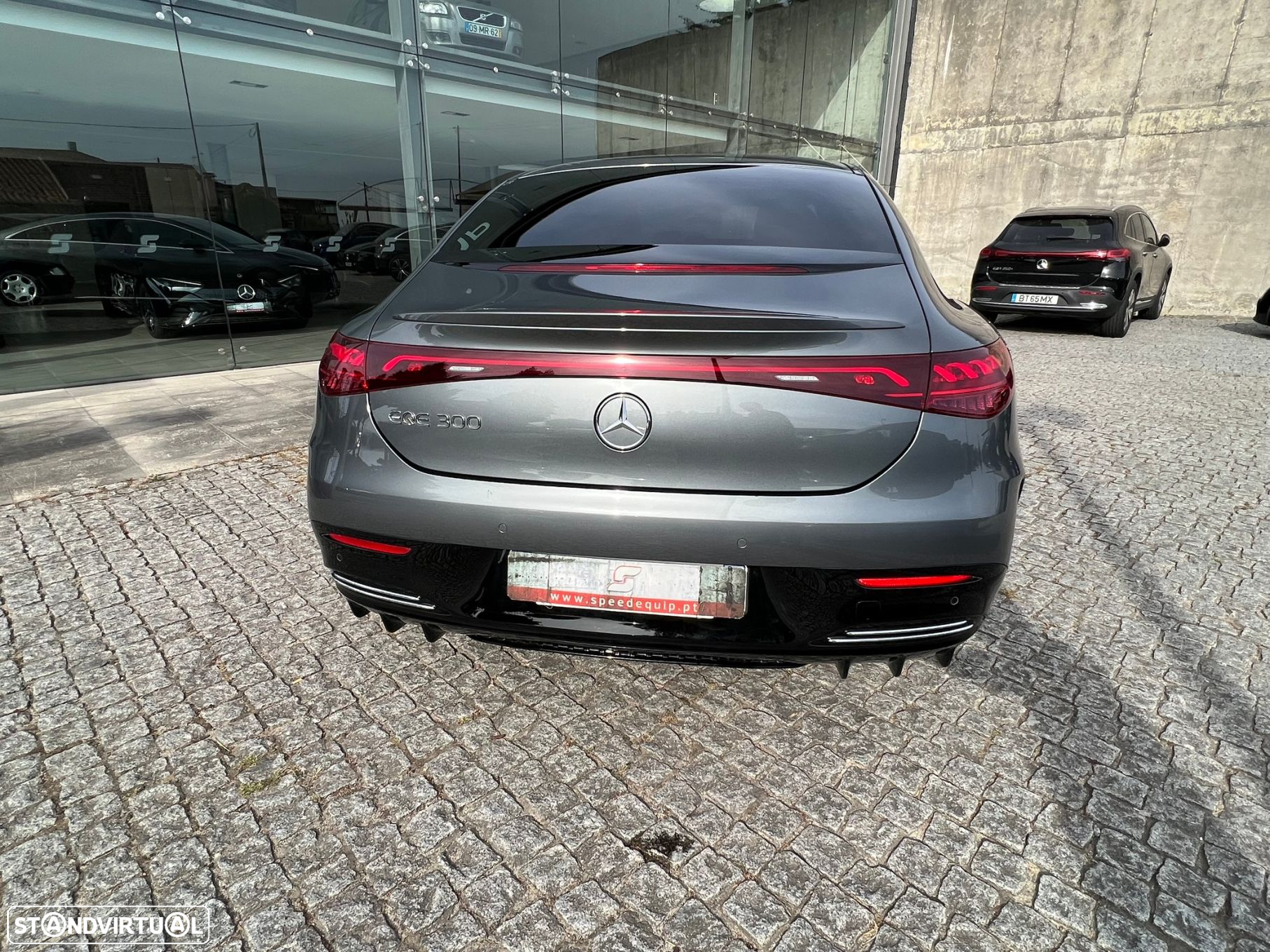 Mercedes-Benz EQE 300 AMG Line - 9