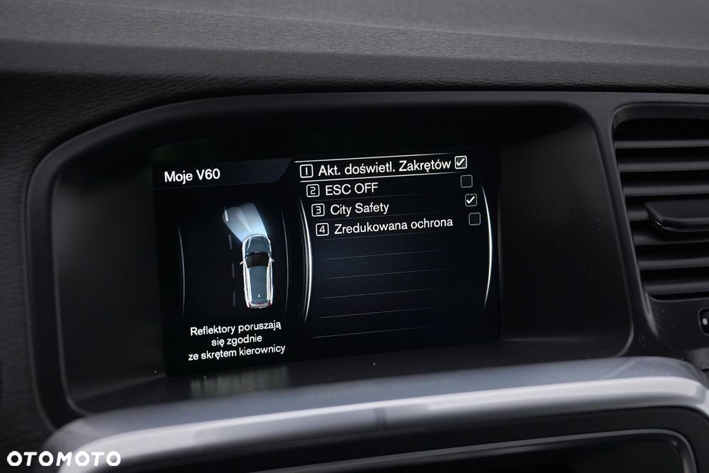 Volvo V60 T5 Geartronic Momentum - 34