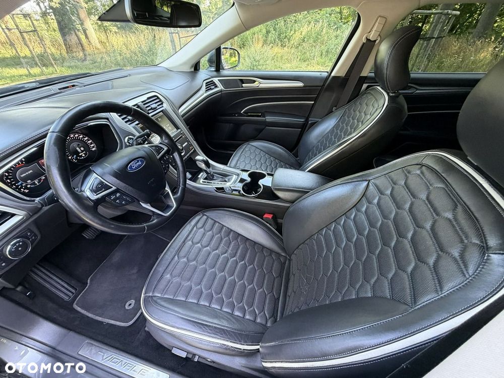 Ford Mondeo - 19