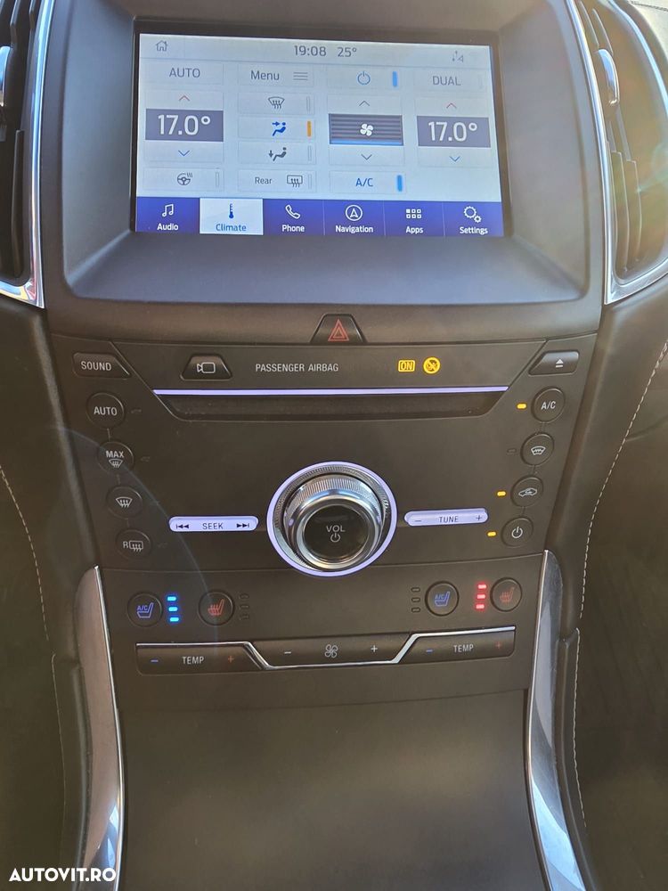 Ford Edge 2.0 Panther A8 AWD Vignale - 17