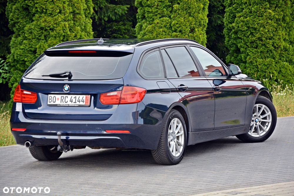 BMW Seria 3 320d Sport-Aut - 11