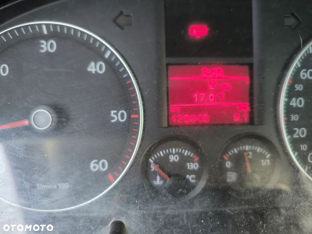 Volkswagen Touran 2.0 TDI Highline - 3