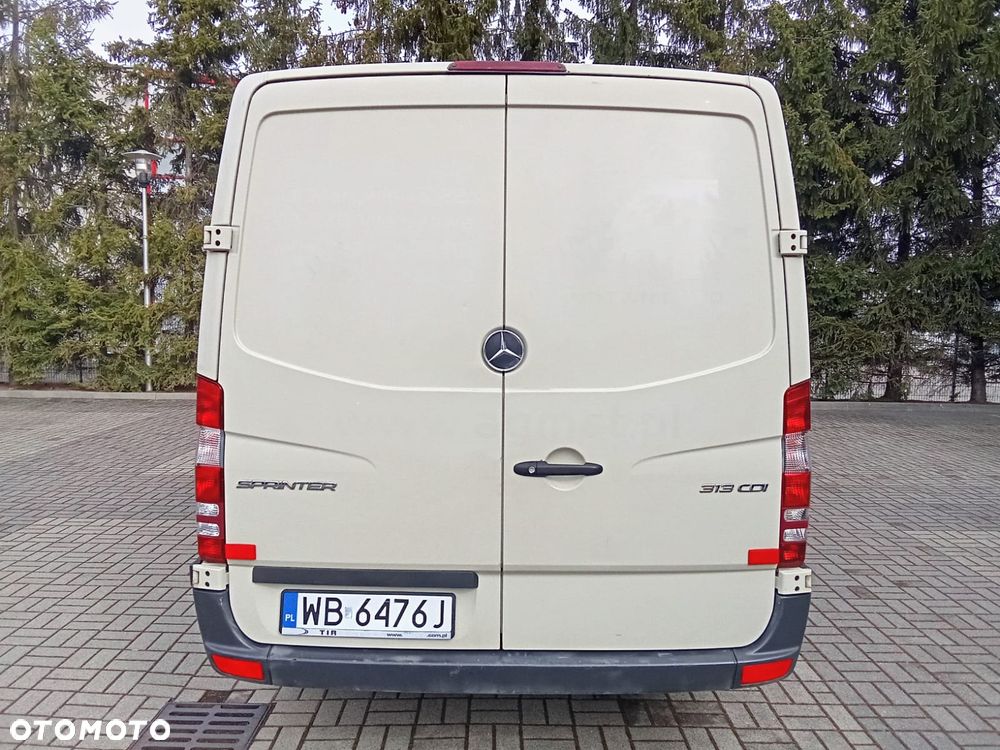 Mercedes-Benz Sprinter 906.211 - 7