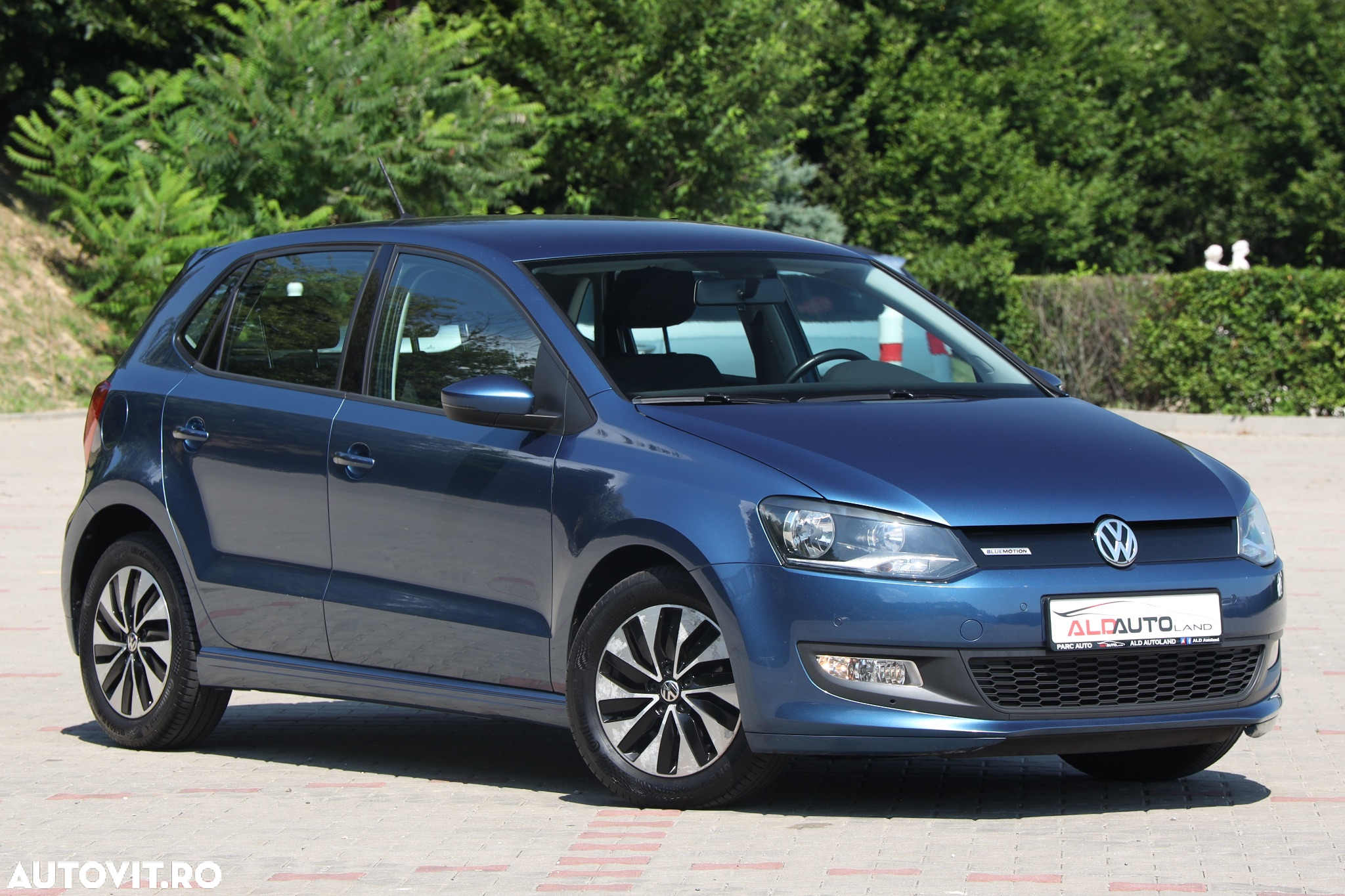 Volkswagen Polo 1.4 TDI (Blue Motion Technology) Comfortline - 3