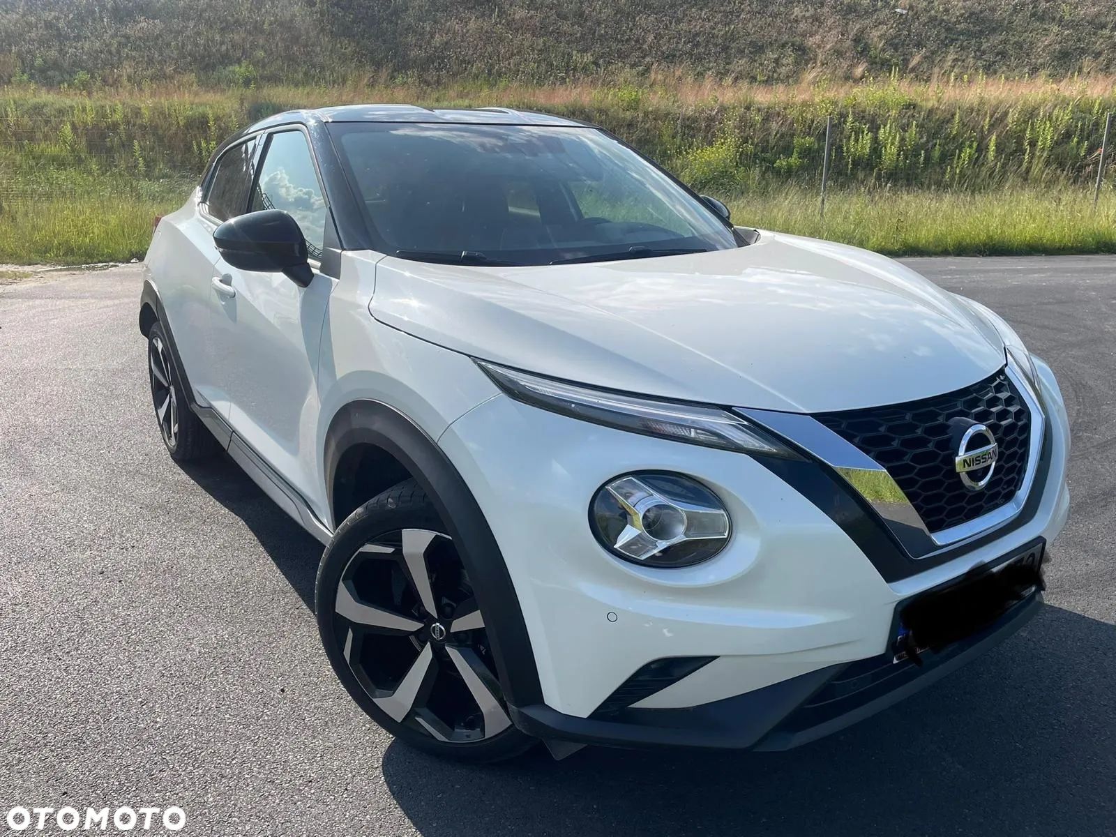 Nissan Juke 1.0 DIG-T Tekna - 1