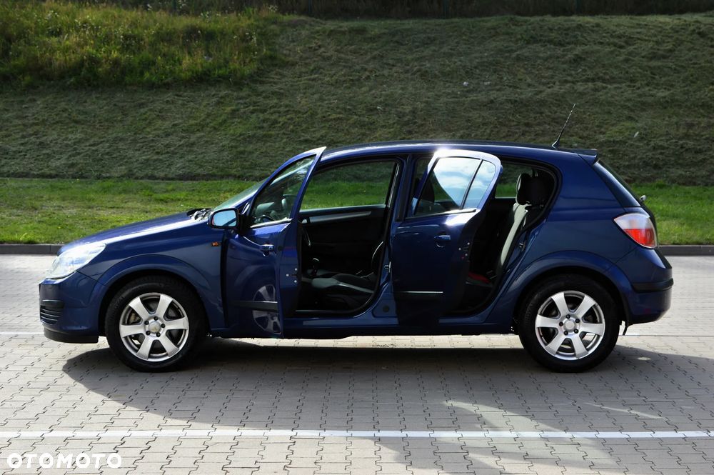 Opel Astra 1.9 CDTI Edition - 27