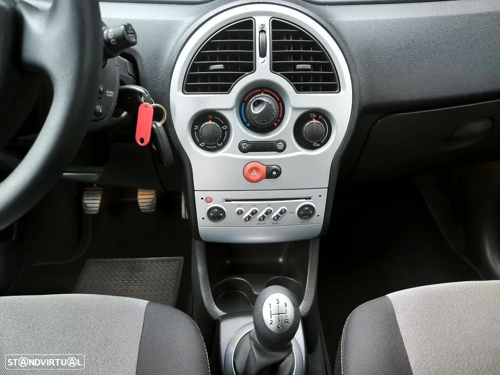 Renault Modus 1.2 Privilège Luxe - 33