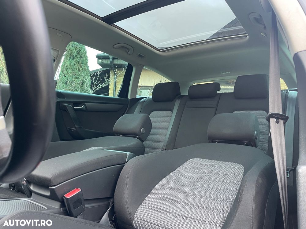 Volkswagen Passat - 19