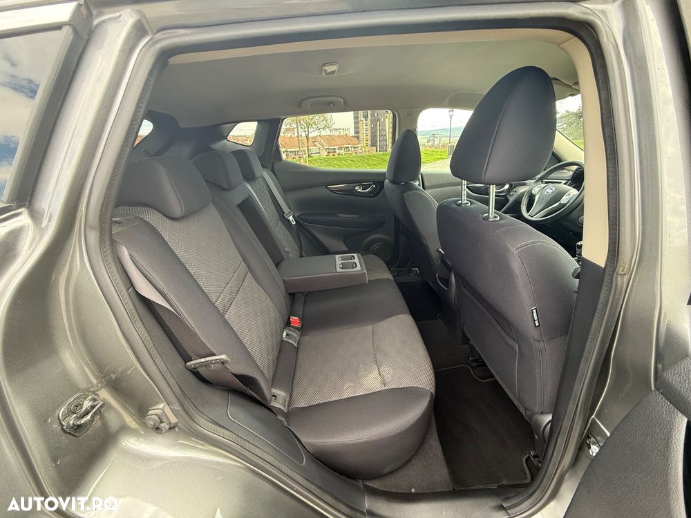 Nissan Qashqai 1.6 DCI ALL-MODE 4x4i TEKNA+ - 16