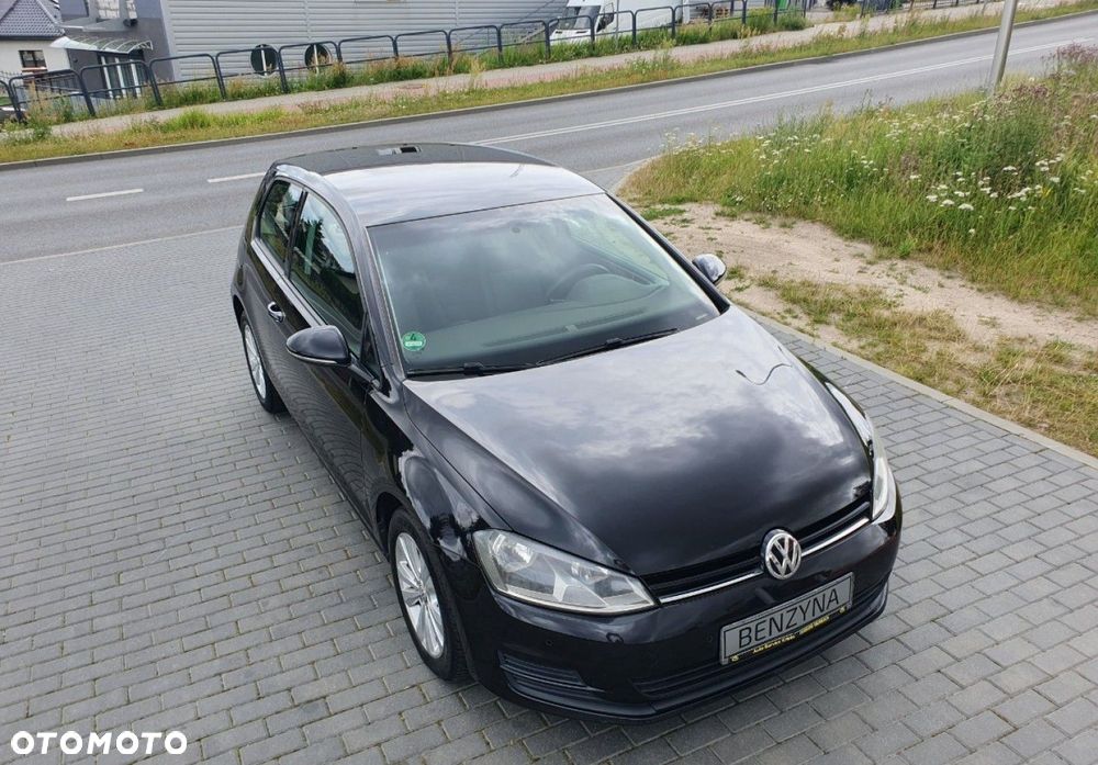 Volkswagen Golf - 24