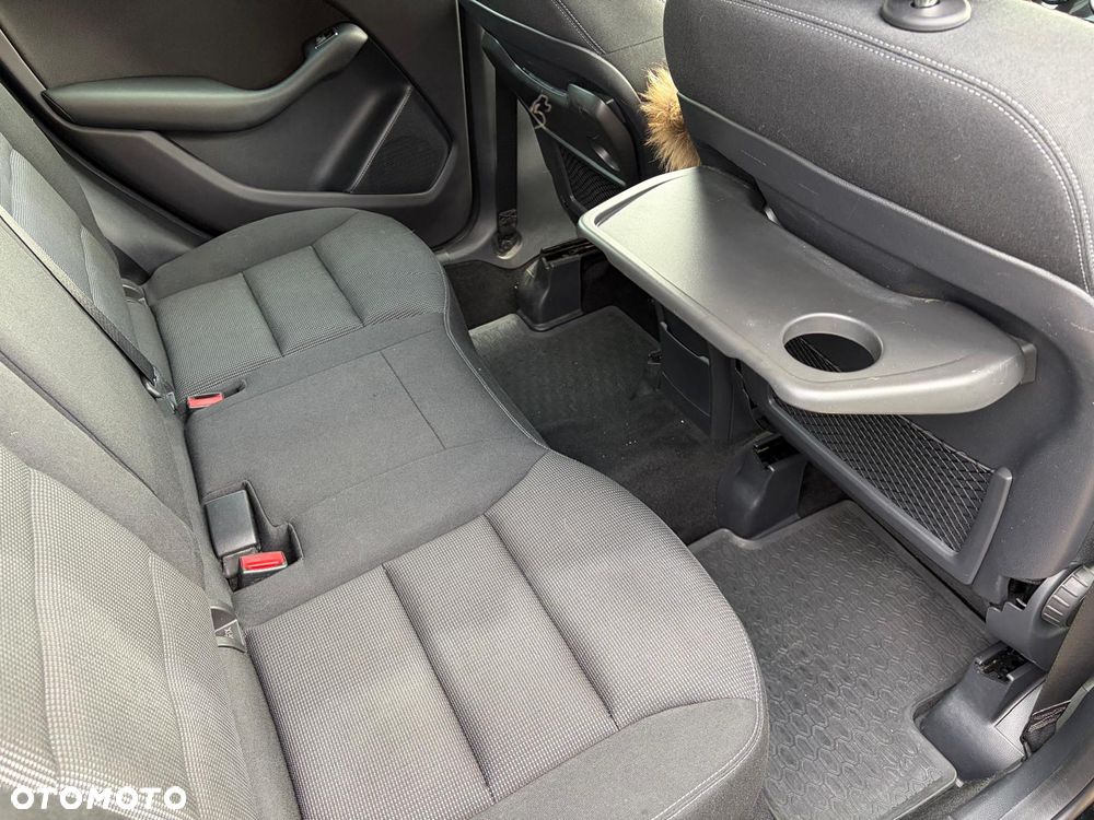 Mercedes-Benz Klasa B 180 (BlueEFFICIENCY) - 12